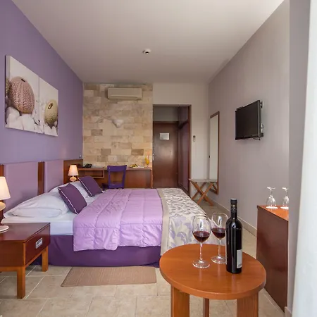 Podstine 4* Hvar Town