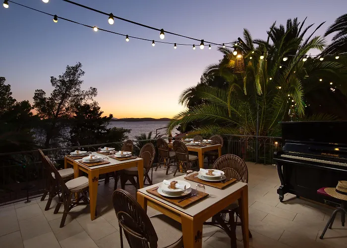 Podstine 4* Hvar Town