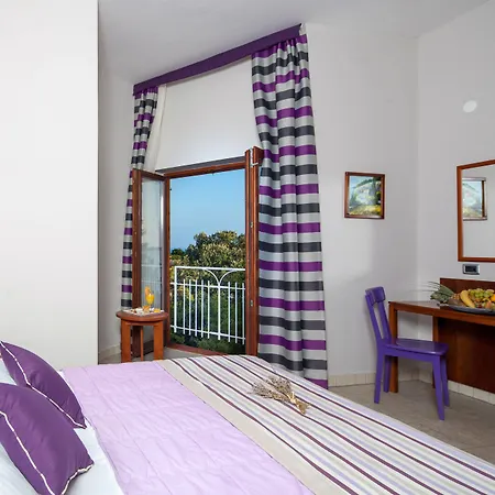 Hotel Podstine 4*