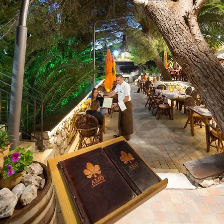 Hotel Podstine