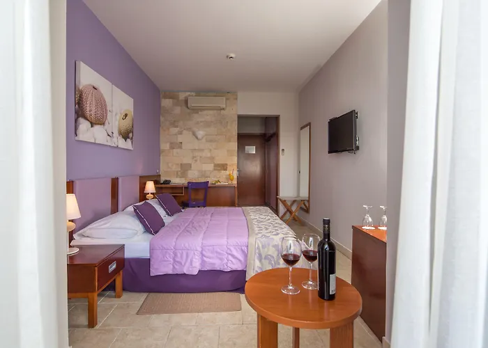 Podstine 4* Hvar Town