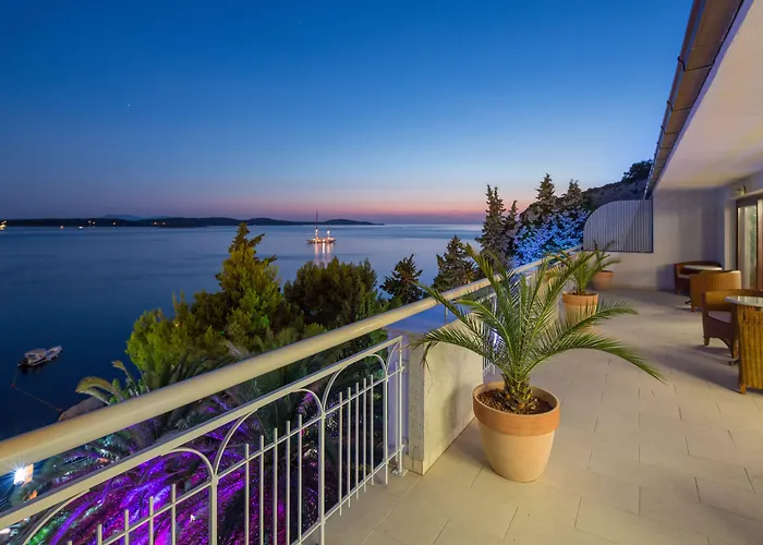 Podstine 4* Hvar Town