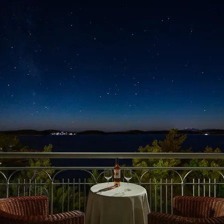 Podstine 4* Hvar Town